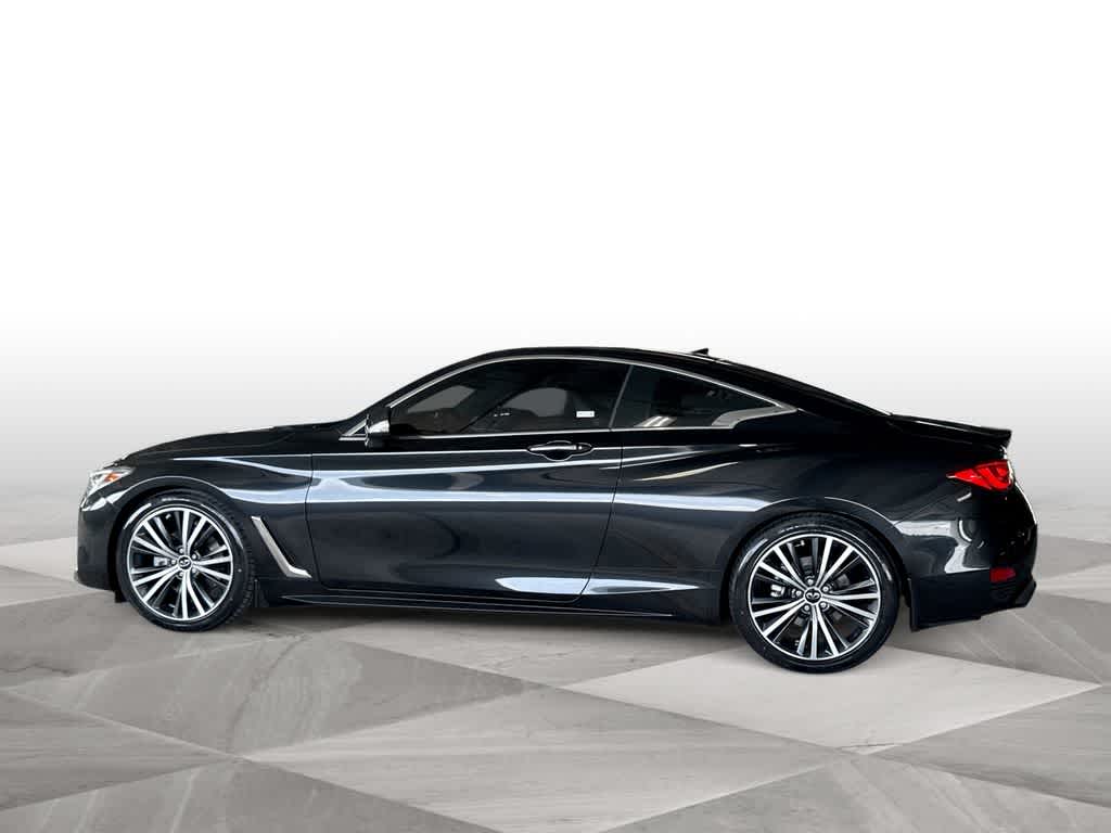 2022 INFINITI Q60 LUXE