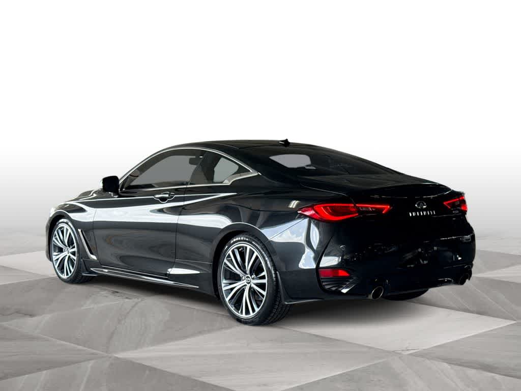 2022 INFINITI Q60 LUXE
