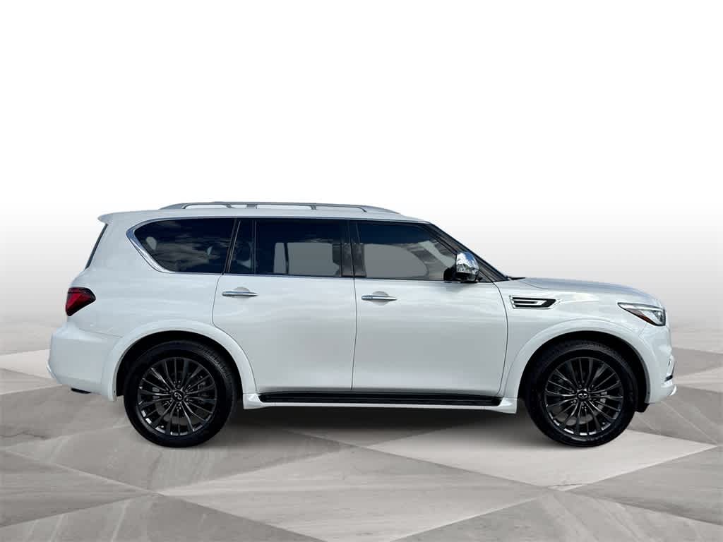 2023 INFINITI QX80 SENSORY