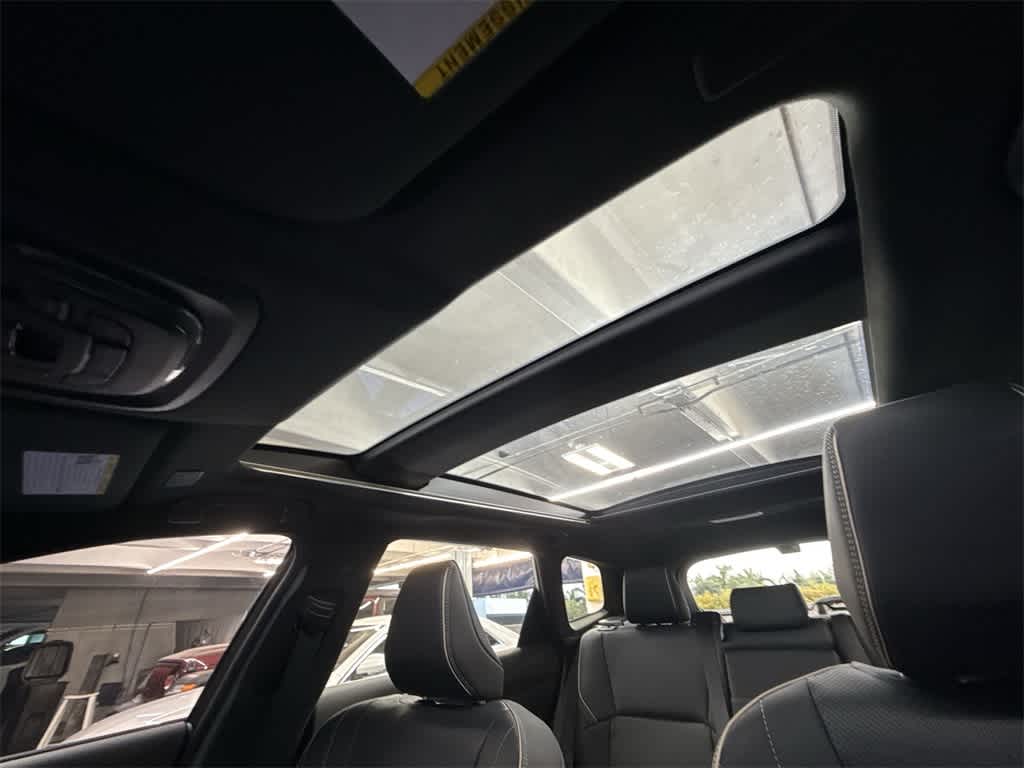 2025 Toyota Crown Signia Limited