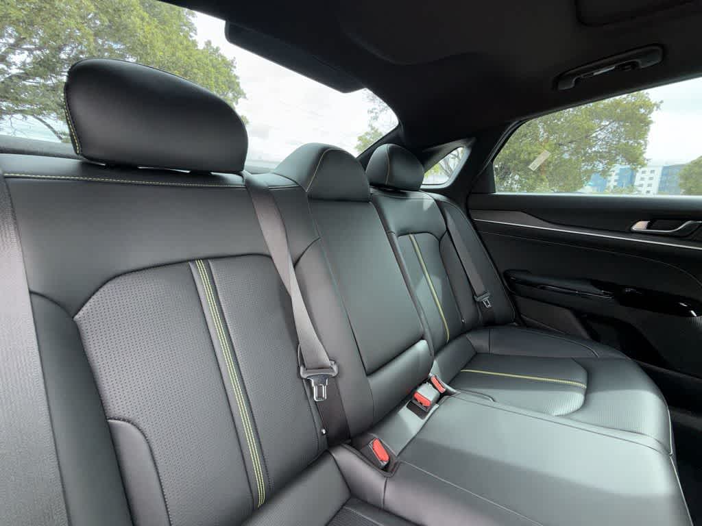 2025 Kia K5 GT