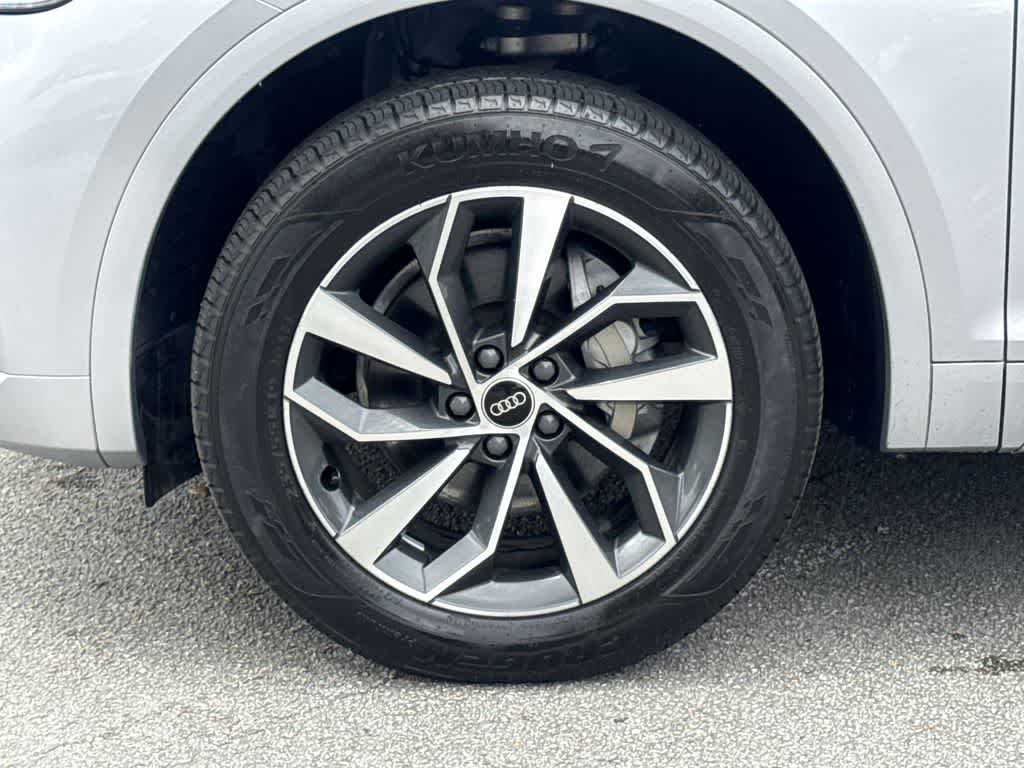 2023 Audi Q5 S line Premium