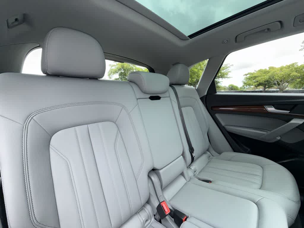 2023 Audi Q5 S line Premium