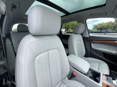 2023 Audi Q5 S line Premium
