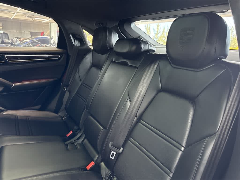 2022 Porsche Cayenne GTS