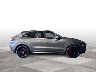 2022 Porsche Cayenne GTS