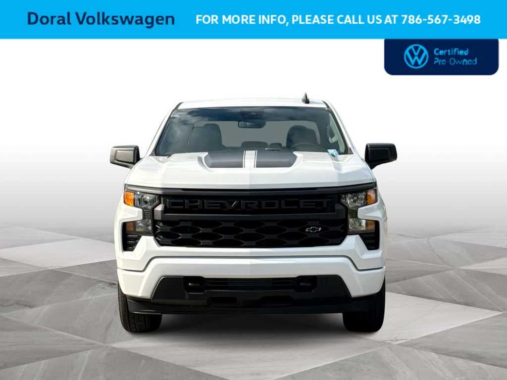 2025 Chevrolet Silverado 1500 Custom