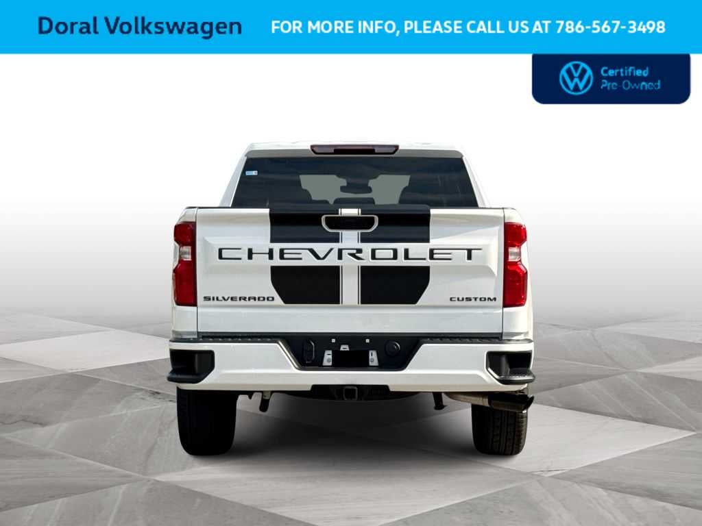 2025 Chevrolet Silverado 1500 Custom