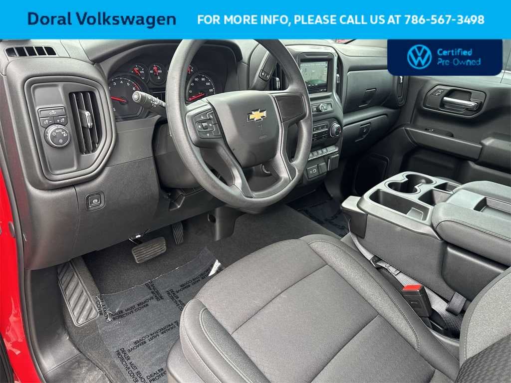 2025 Chevrolet Silverado 1500 Custom