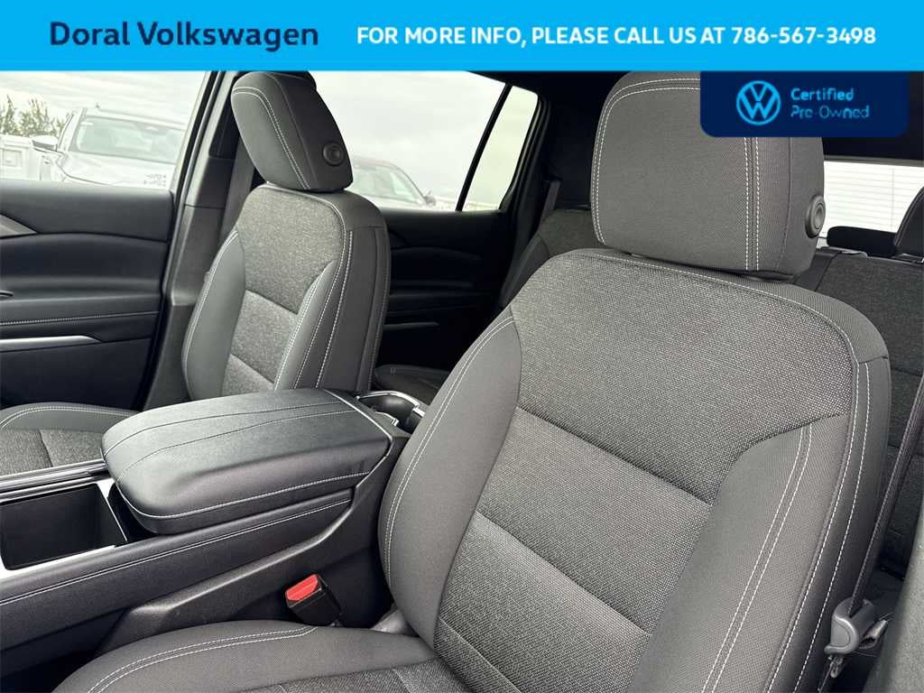 2025 Chevrolet Traverse FWD LT