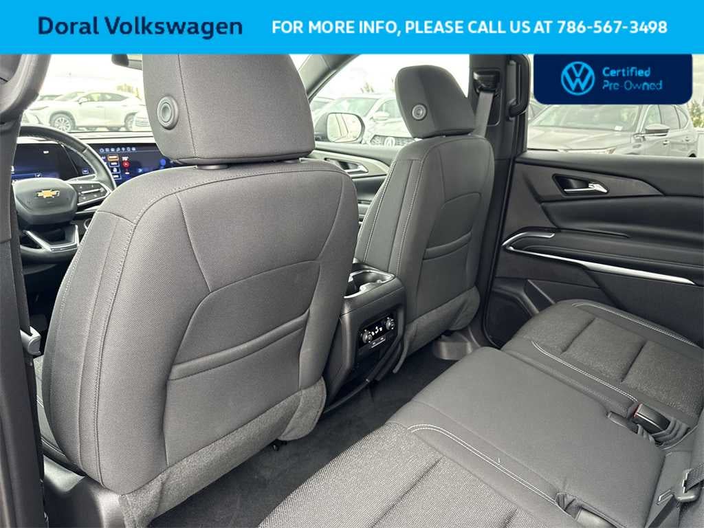 2025 Chevrolet Traverse FWD LT