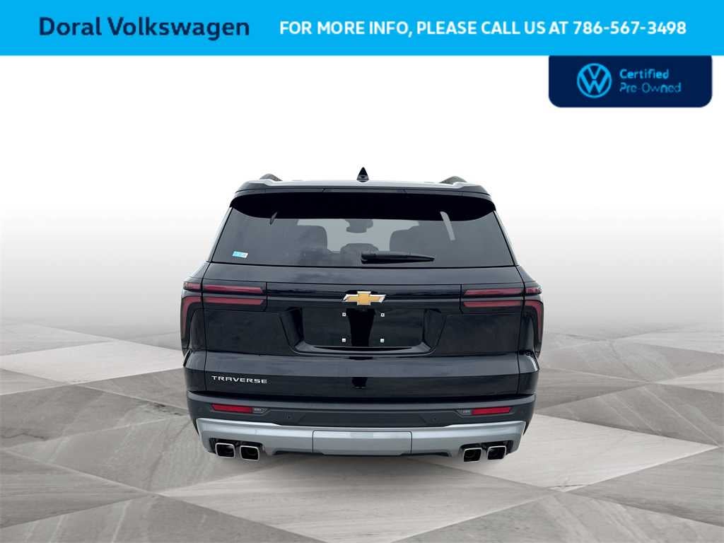 2025 Chevrolet Traverse FWD LT