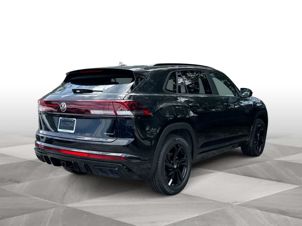 2026 Volkswagen Atlas Cross Sport 2.0T SEL R-Line Black