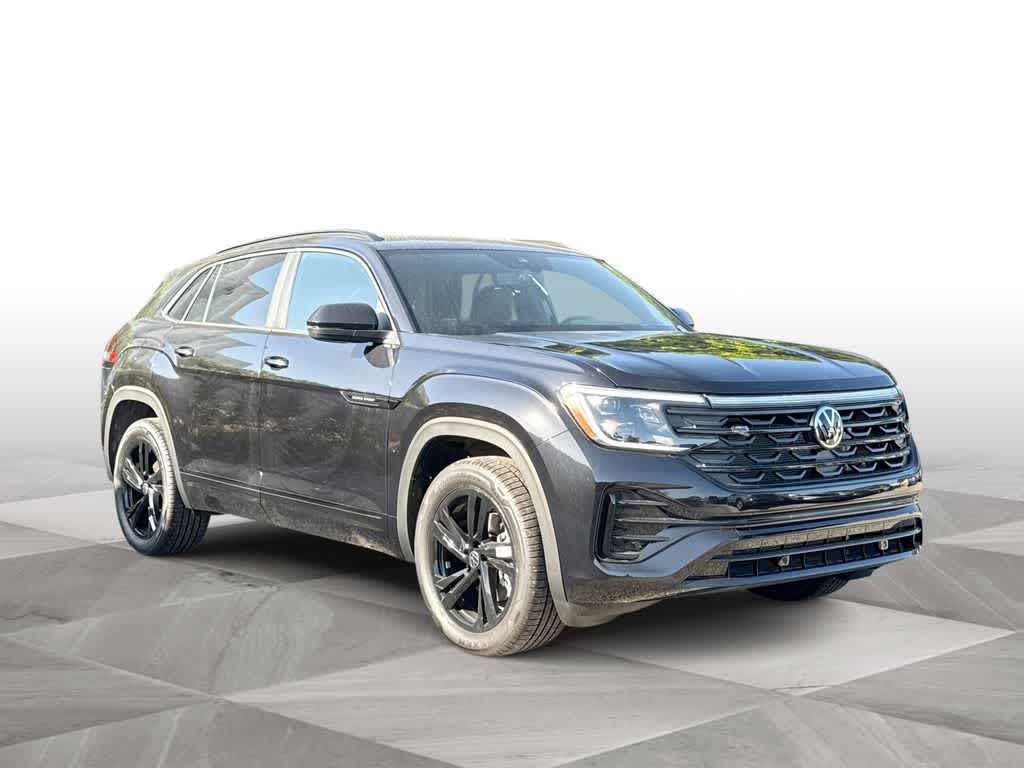 2026 Volkswagen Atlas Cross Sport 2.0T SEL R-Line Black