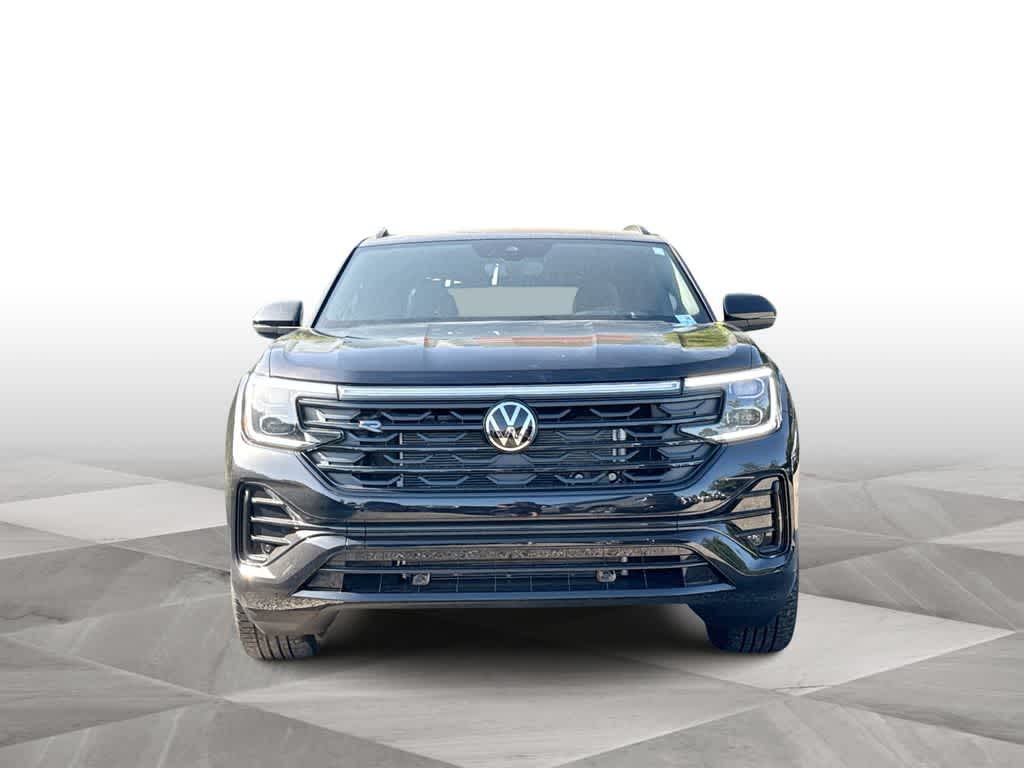 2026 Volkswagen Atlas Cross Sport 2.0T SEL R-Line Black