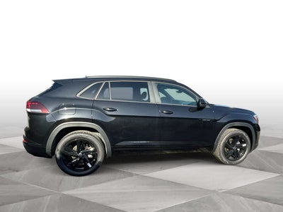 2026 Volkswagen Atlas Cross Sport 2.0T SEL R-Line Black