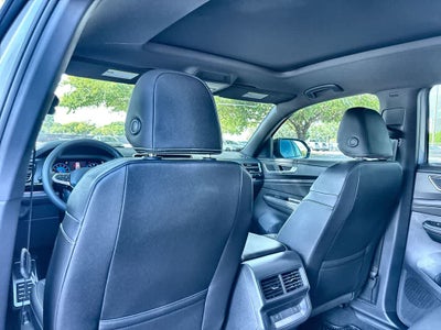 2026 Volkswagen Atlas Cross Sport 2.0T SEL R-Line Black