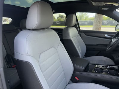 2026 Volkswagen Atlas Cross Sport 2.0T SEL R-Line Black