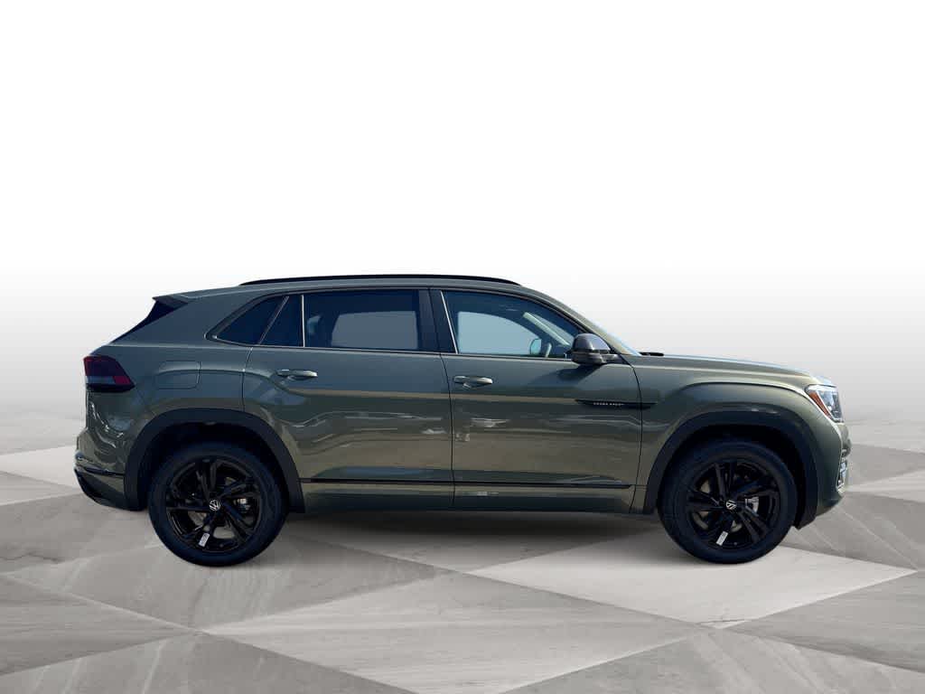 2026 Volkswagen Atlas Cross Sport 2.0T SEL R-Line Black