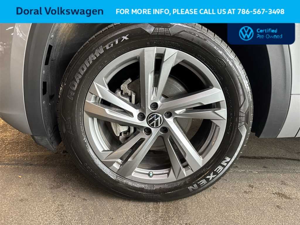 2024 Volkswagen Atlas Cross Sport 2.0T SEL R-Line