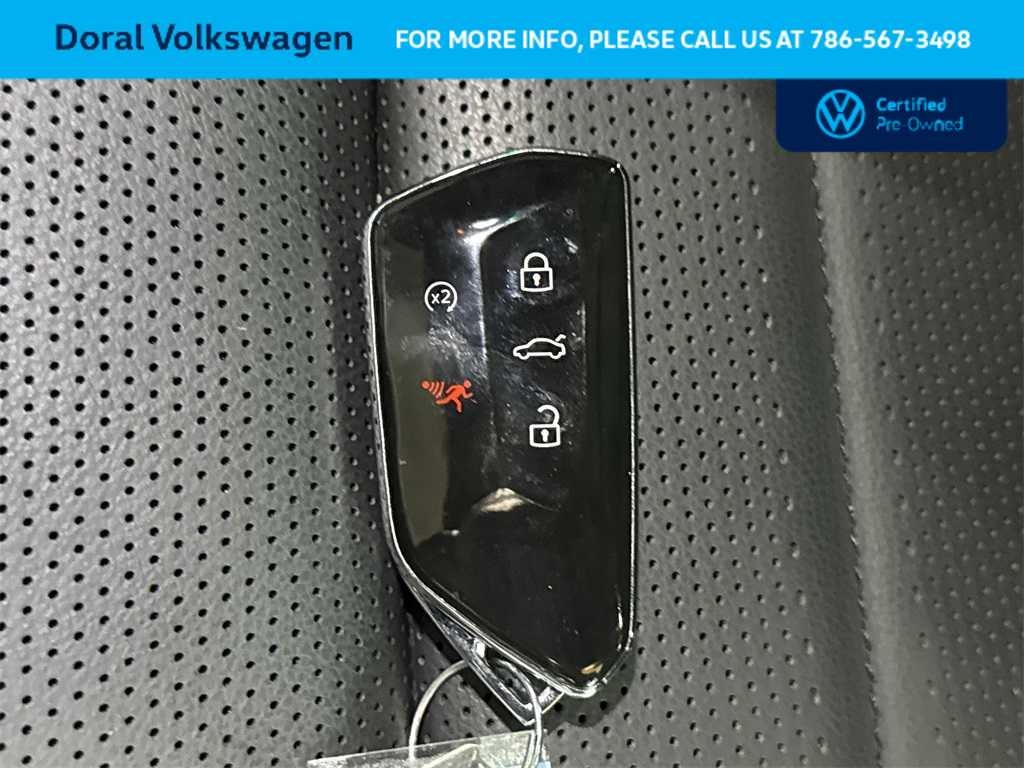 2024 Volkswagen Atlas Cross Sport 2.0T SEL R-Line