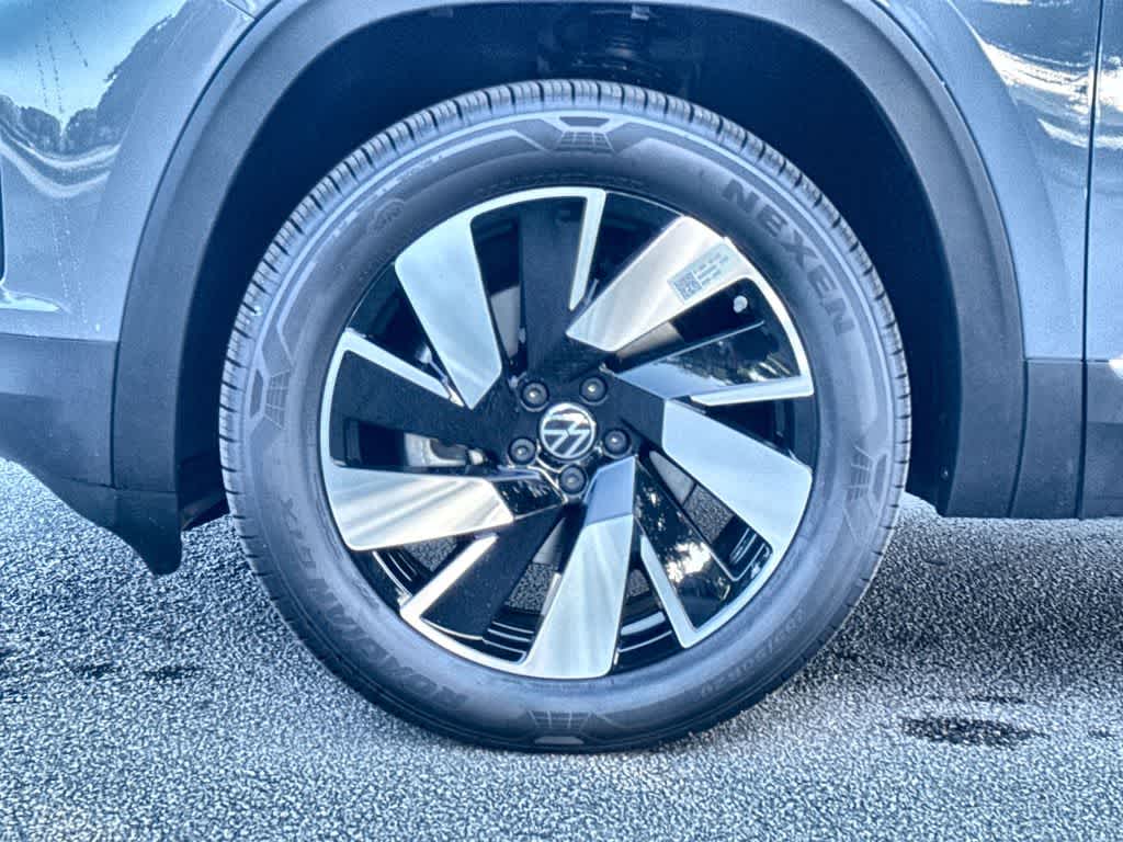 2026 Volkswagen Atlas Cross Sport 2.0T SEL