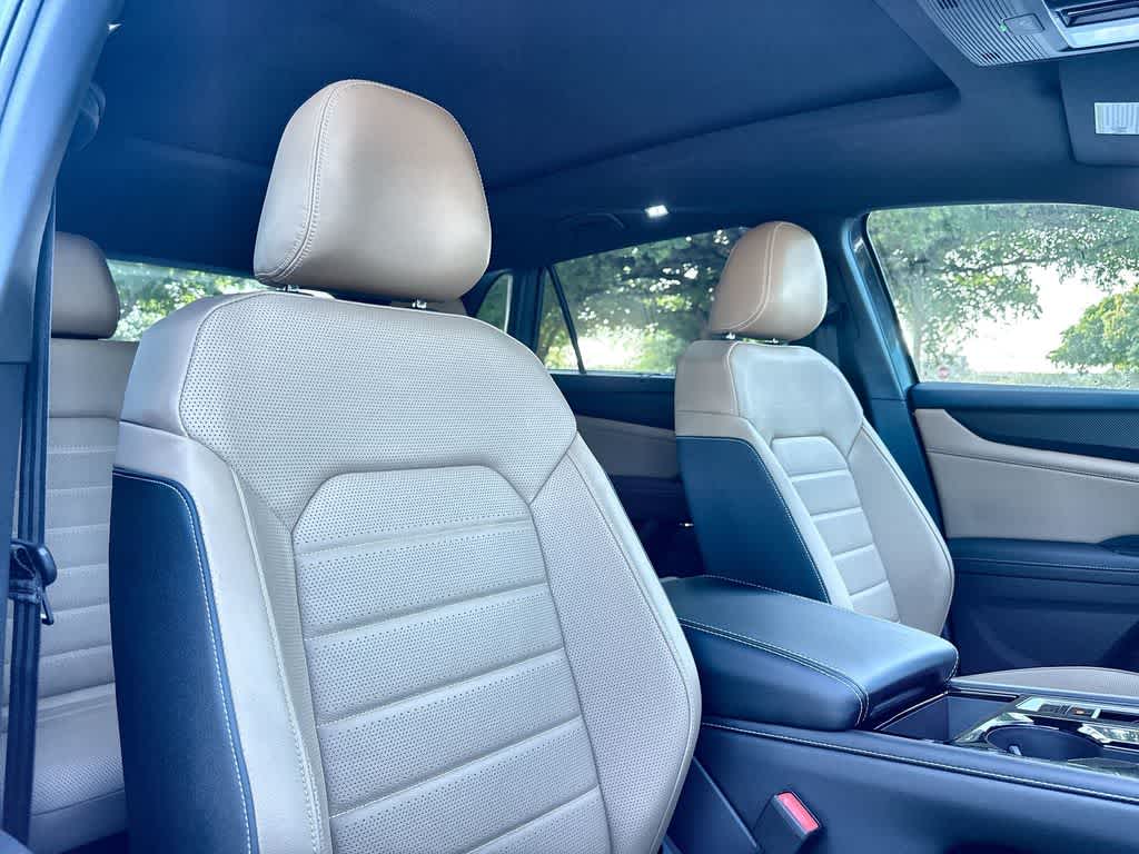 2026 Volkswagen Atlas Cross Sport 2.0T SEL