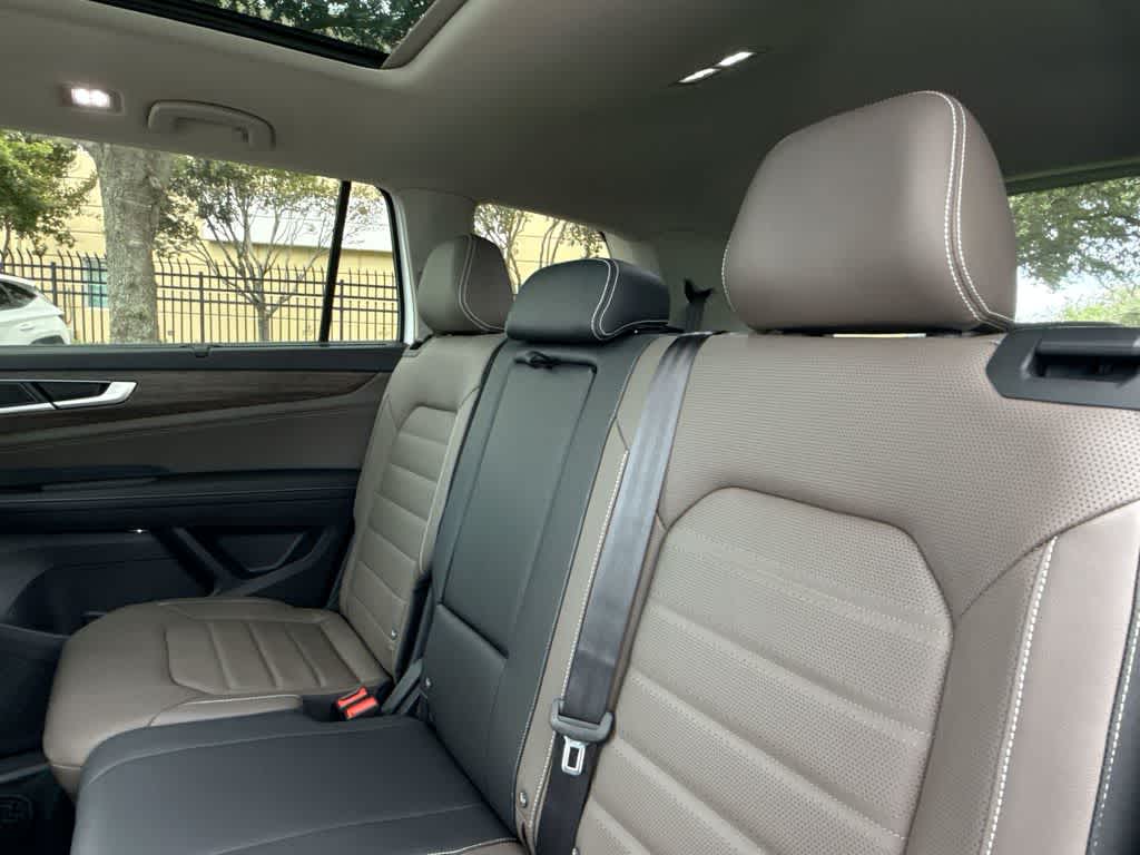 2026 Volkswagen Atlas 2.0T SEL