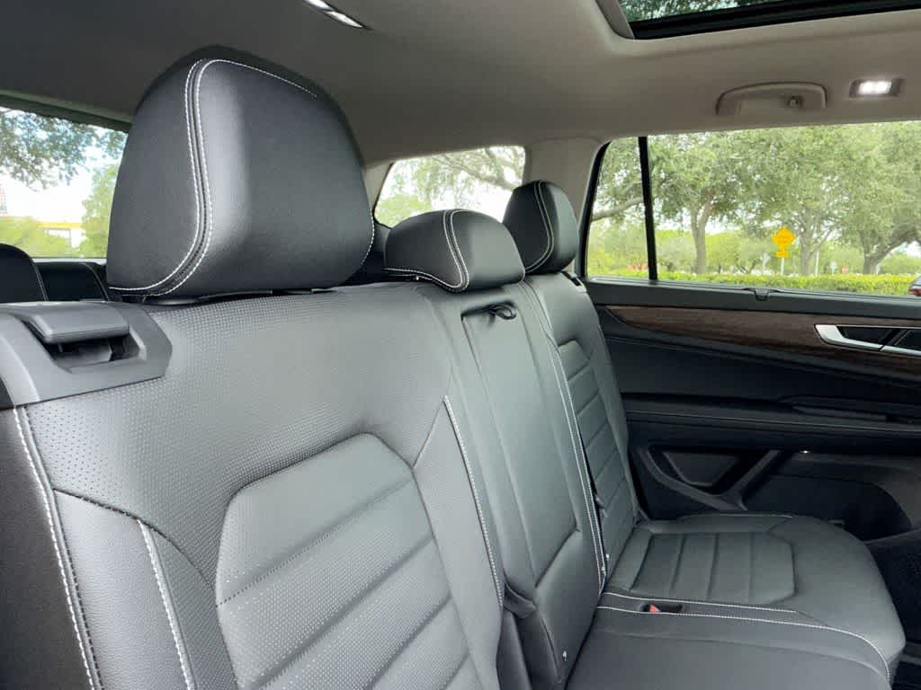 2026 Volkswagen Atlas 2.0T SEL
