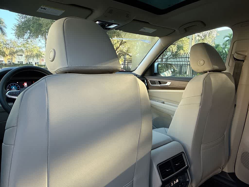 2026 Volkswagen Atlas 2.0T SEL