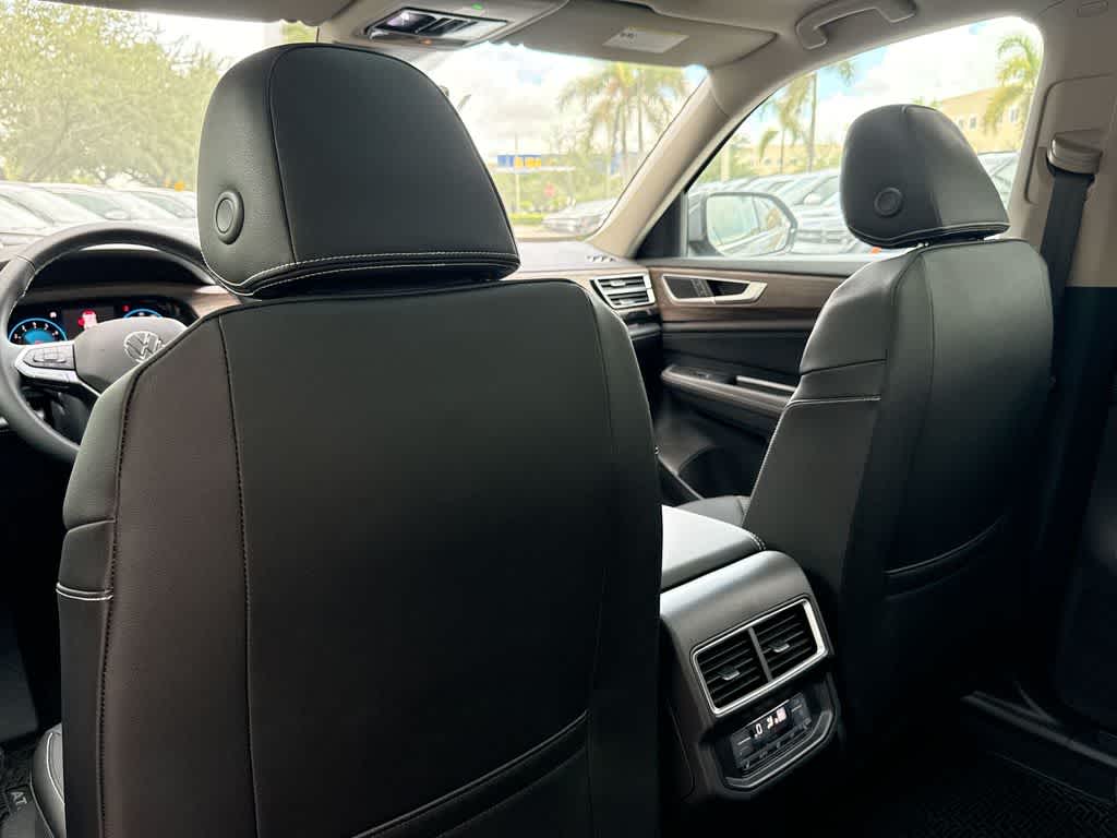 2026 Volkswagen Atlas 2.0T SEL