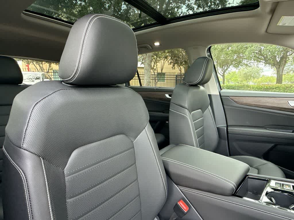 2026 Volkswagen Atlas 2.0T SEL