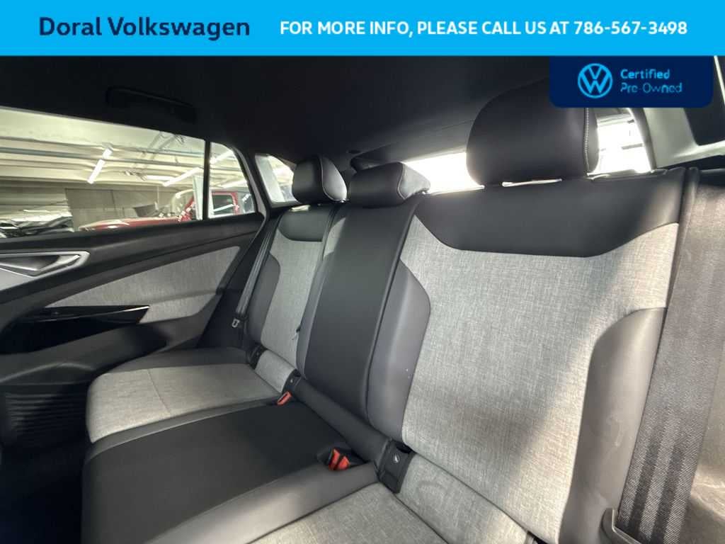 2023 Volkswagen ID.4 Pro