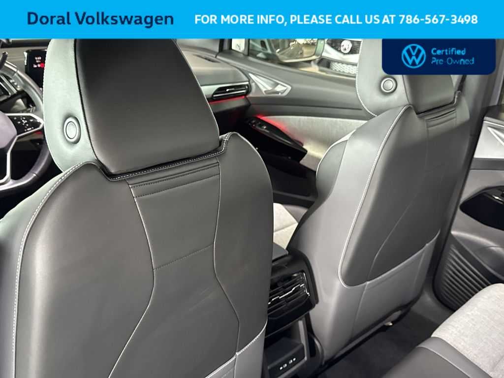 2023 Volkswagen ID.4 Pro