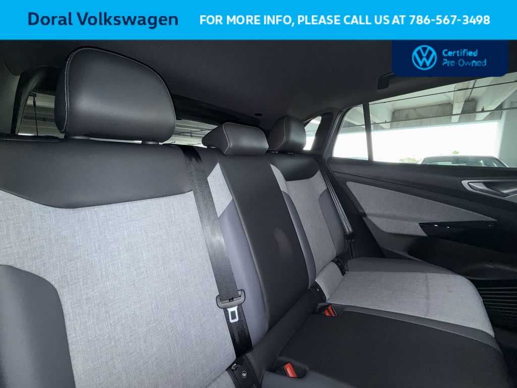 2023 Volkswagen ID.4 Pro