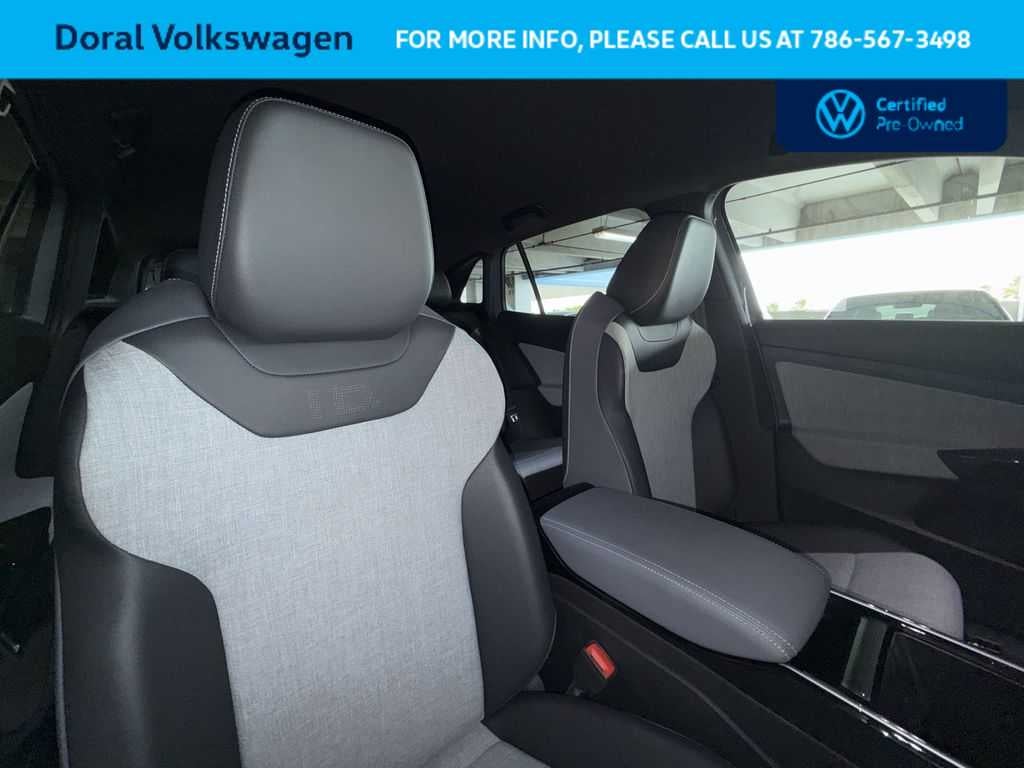 2023 Volkswagen ID.4 Pro