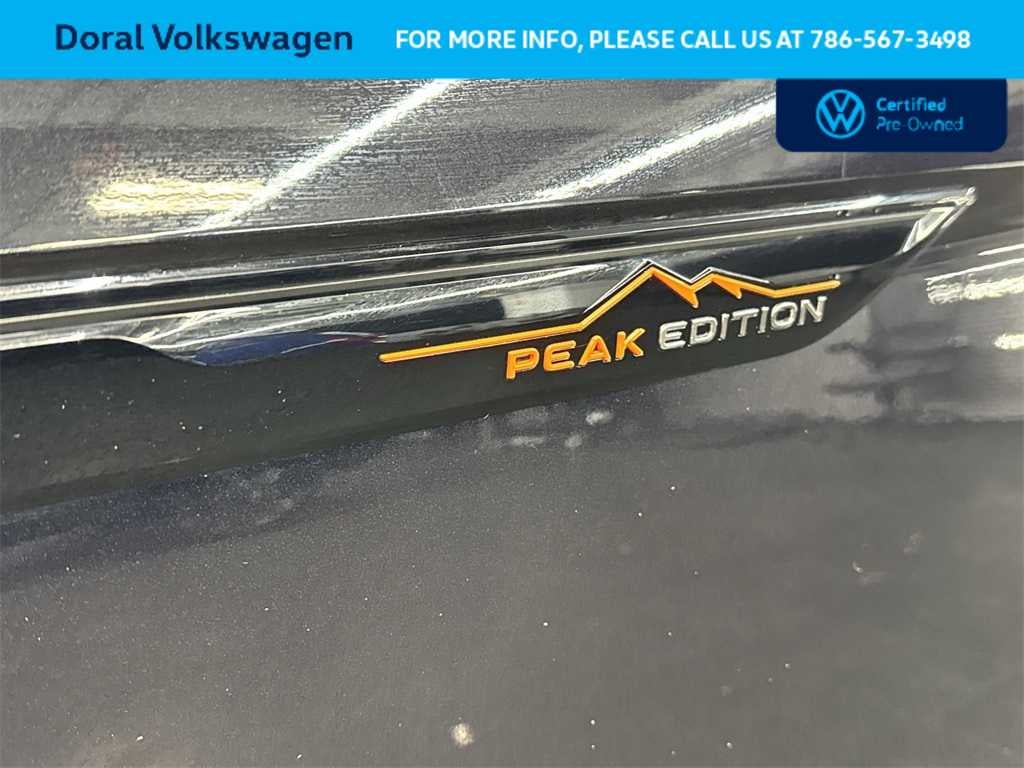 2025 Volkswagen Atlas 2.0T Peak Edition