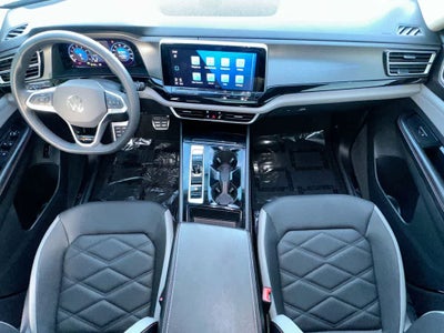 2024 Volkswagen Atlas 2.0T Peak Edition SE w/Technology