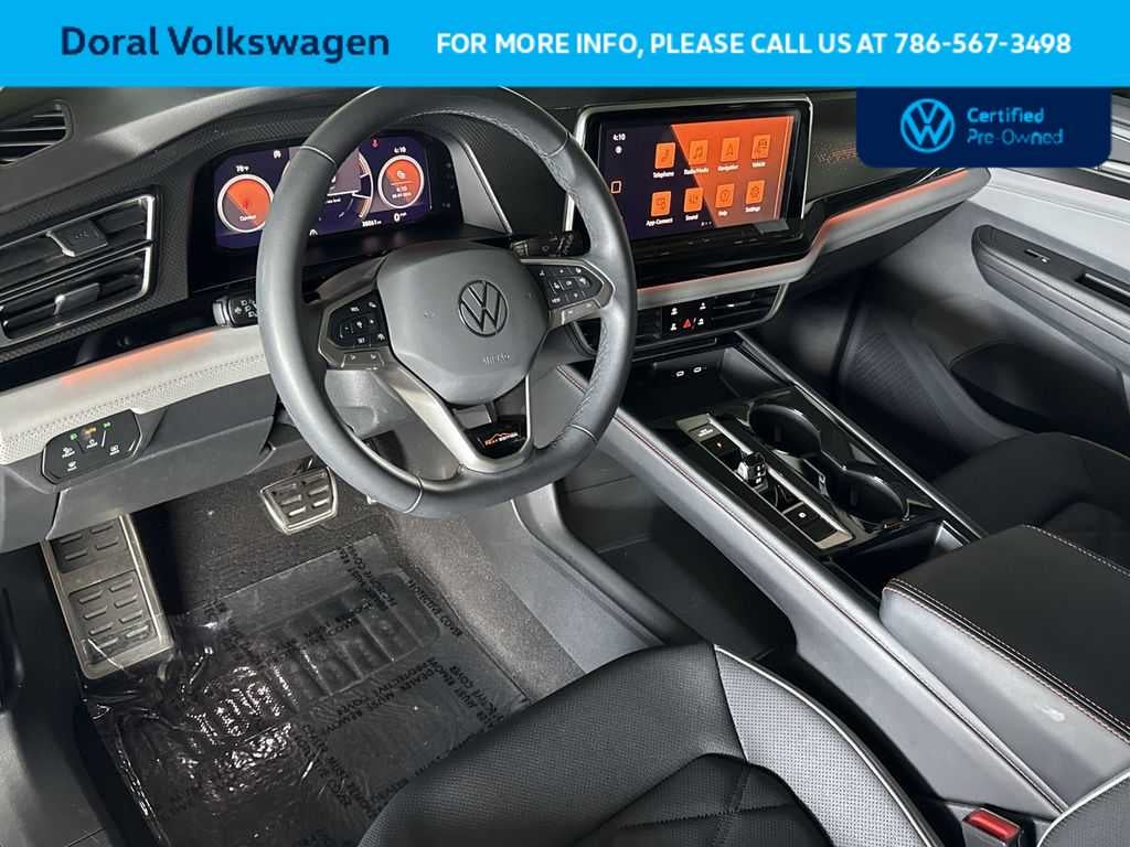 2024 Volkswagen Atlas 2.0T Peak Edition SE w/Technology