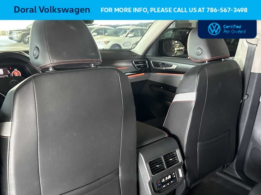 2024 Volkswagen Atlas 2.0T Peak Edition SE w/Technology