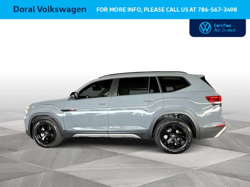 2024 Volkswagen Atlas 2.0T Peak Edition SE w/Technology
