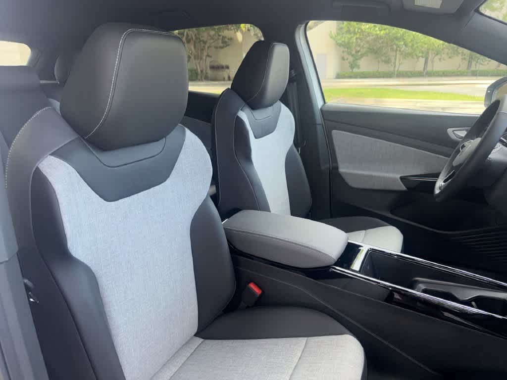 2026 Volkswagen ID.4 Pro