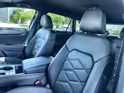 2026 Volkswagen Atlas Cross Sport 2.0T SE