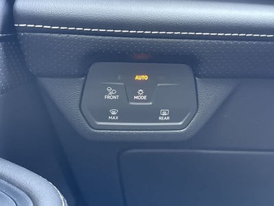 2026 Volkswagen Atlas Cross Sport 2.0T SE