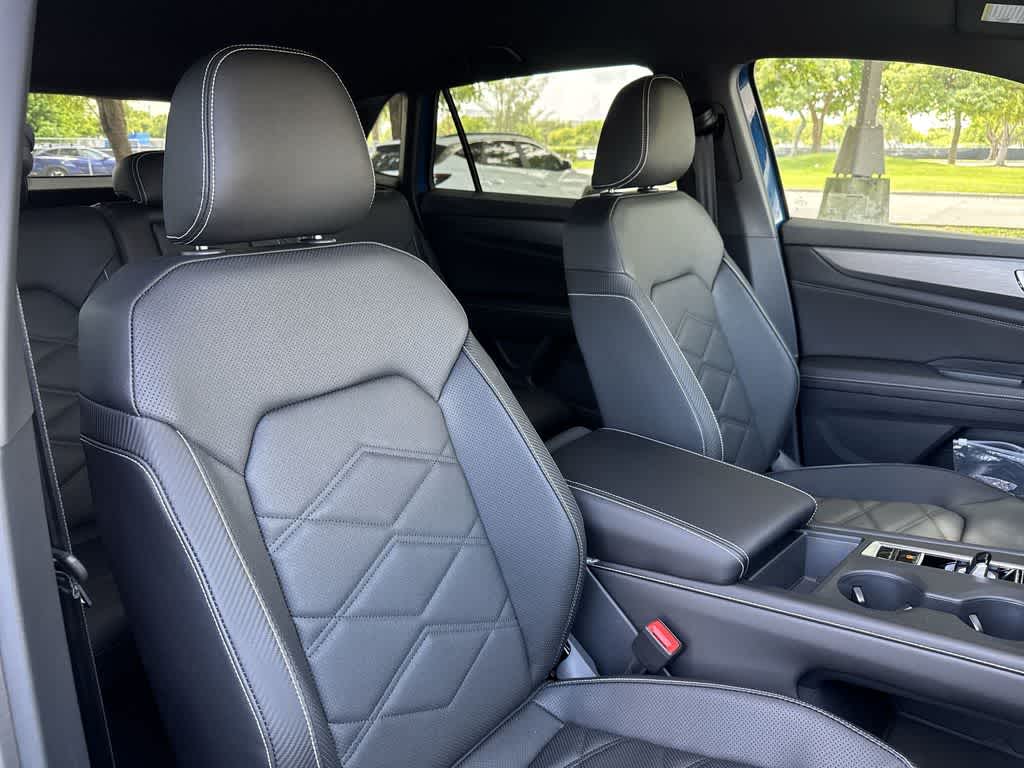 2026 Volkswagen Atlas Cross Sport 2.0T SE