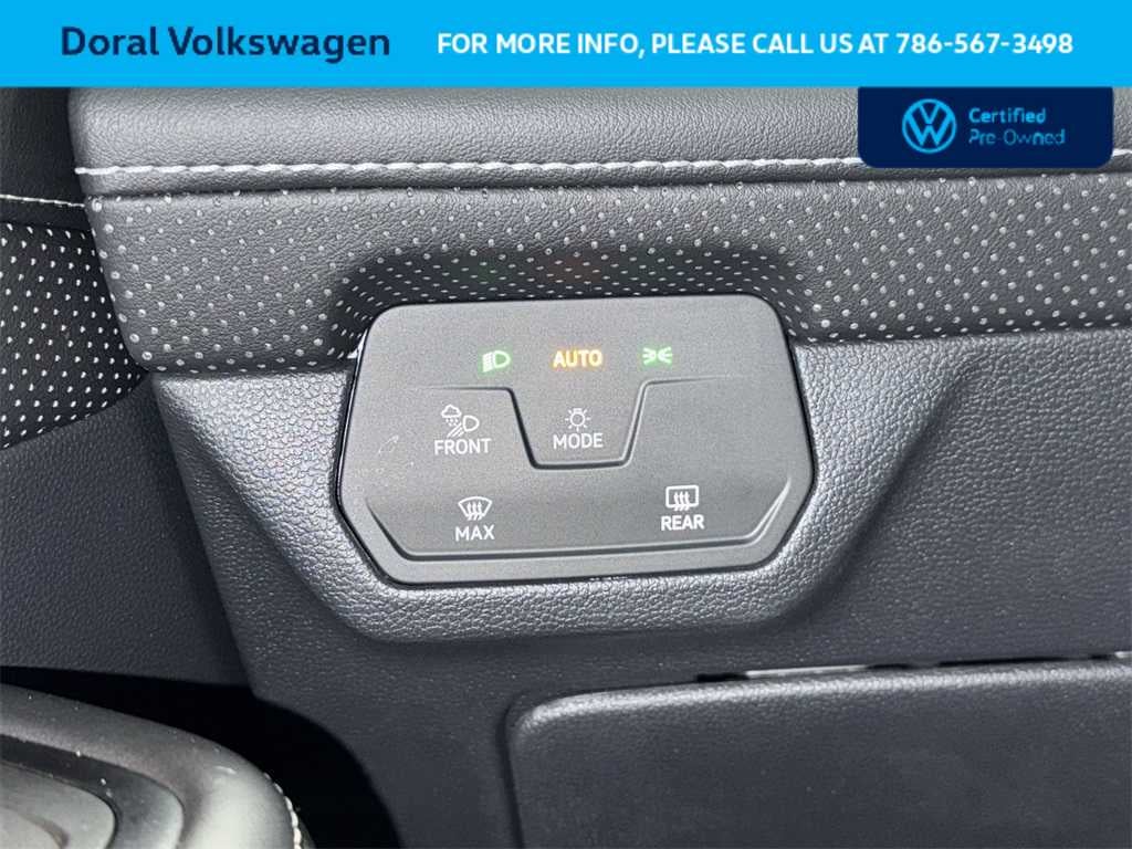 2024 Volkswagen Atlas Cross Sport 2.0T SE