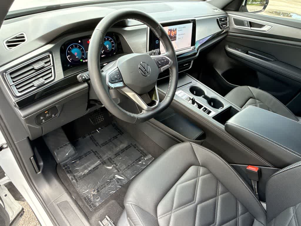2025 Volkswagen Atlas Cross Sport 2.0T SE