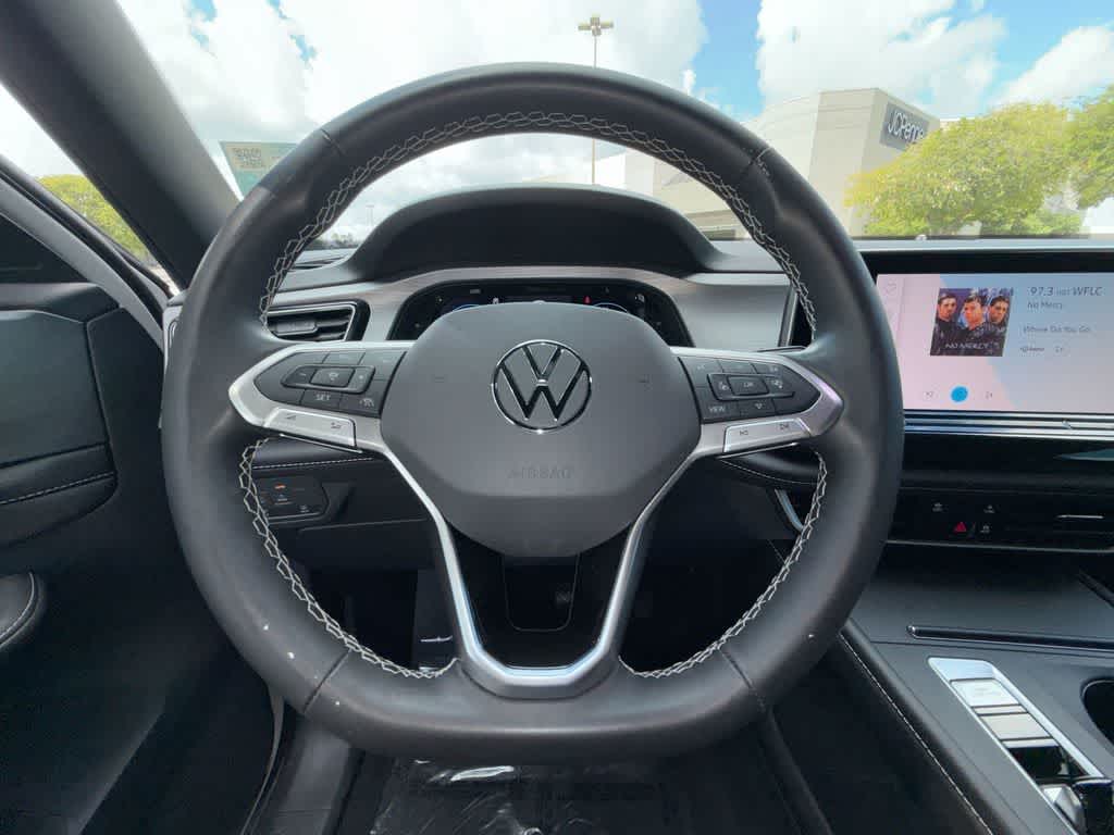 2025 Volkswagen Atlas Cross Sport 2.0T SE