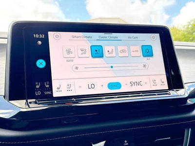 2025 Volkswagen Atlas Cross Sport 2.0T SE
