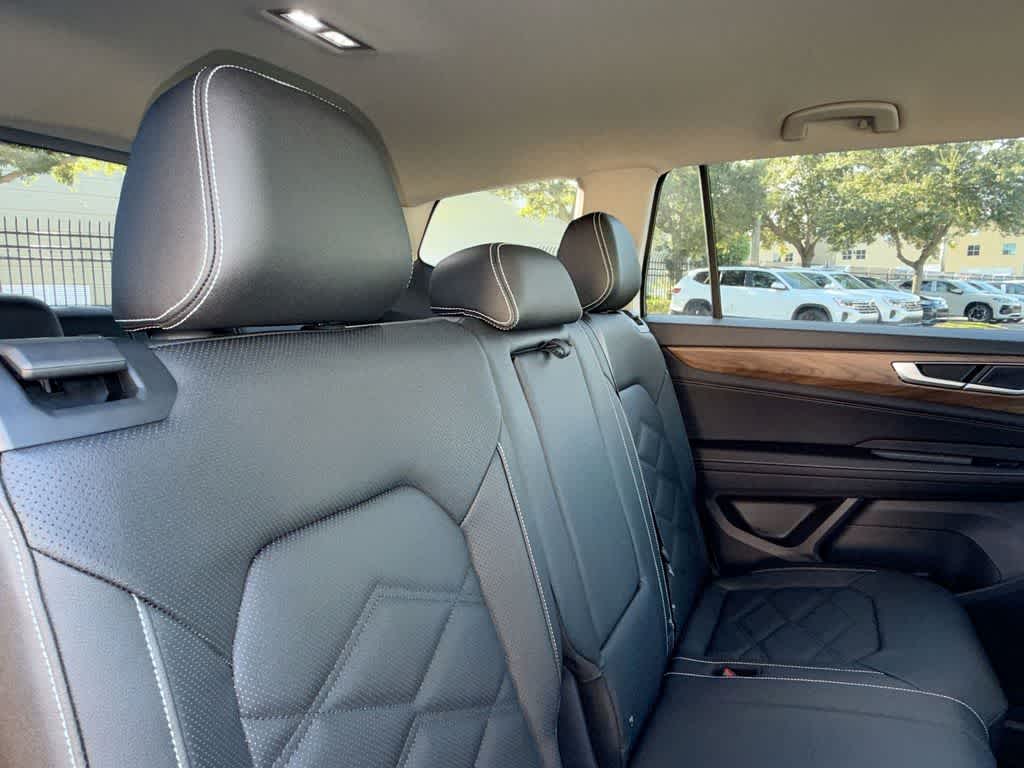 2026 Volkswagen Atlas 2.0T SE